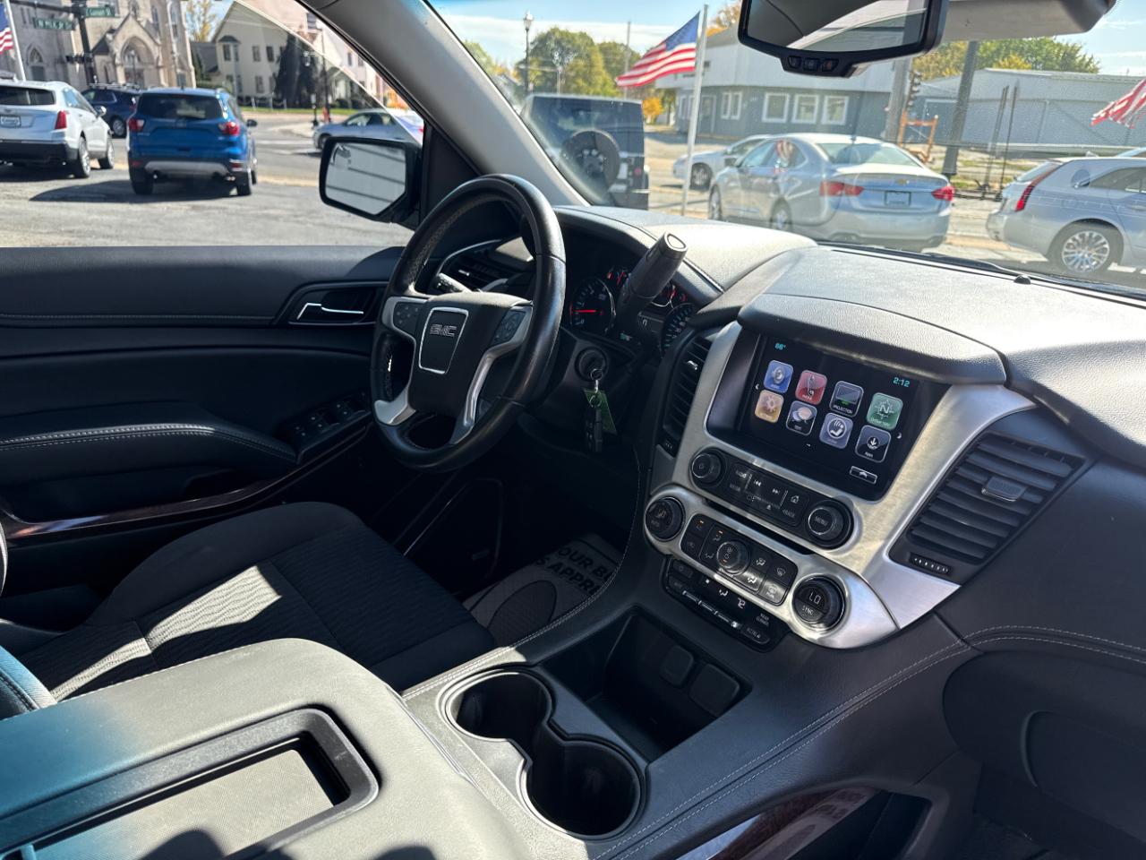GMC Yukon 4WD 4dr SLE 2020