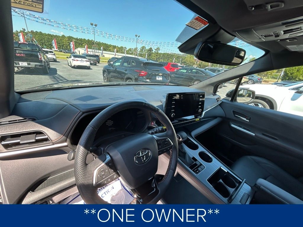 Toyota Sienna XSE 7-Passenger 2022 Toyota Sienna XSE 7-Passenger 2022