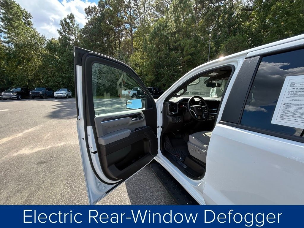 Chevrolet Silverado 1500 RST Crew Cab 4WD 2024