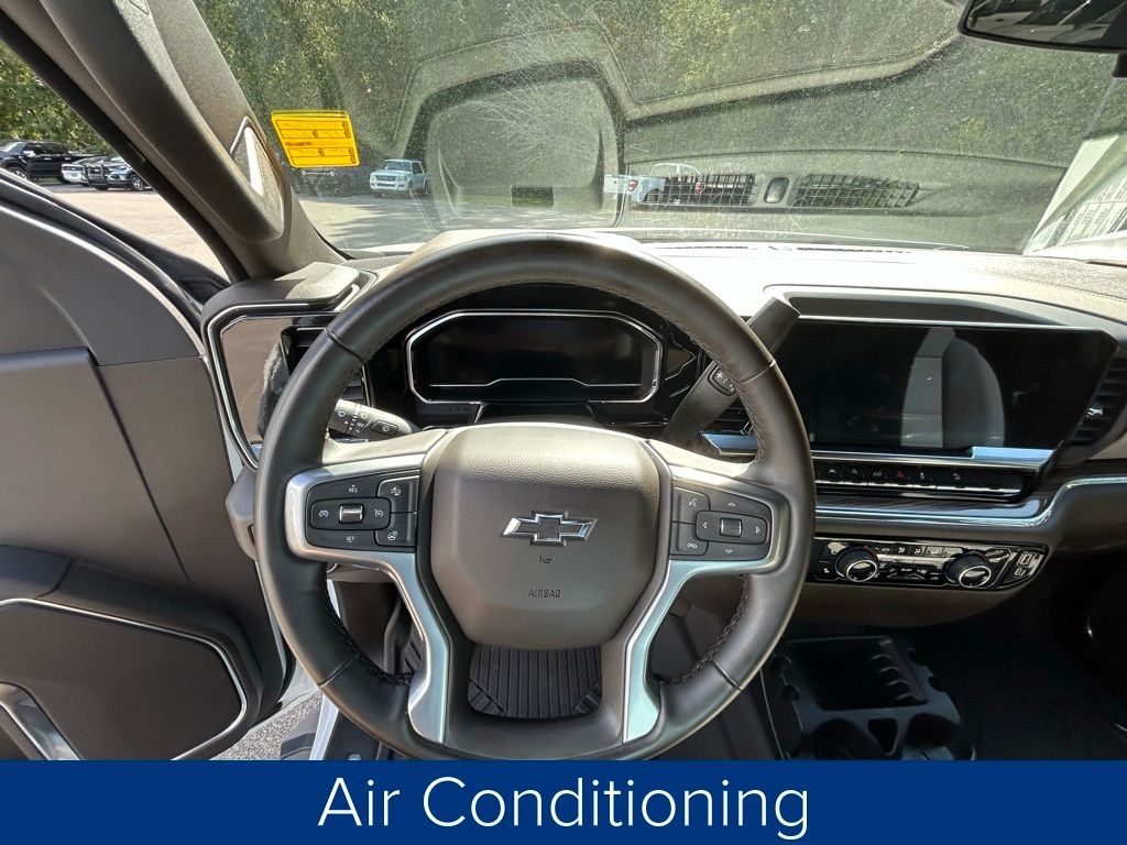 Chevrolet Silverado 1500 RST Crew Cab 4WD 2024