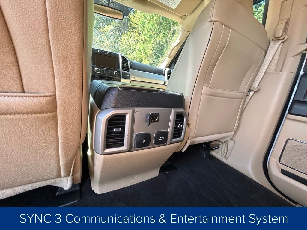 Ford F-250 SD King Ranch Crew Cab 4WD 2018 Ford F-250 SD King Ranch Crew Cab 4WD 2018