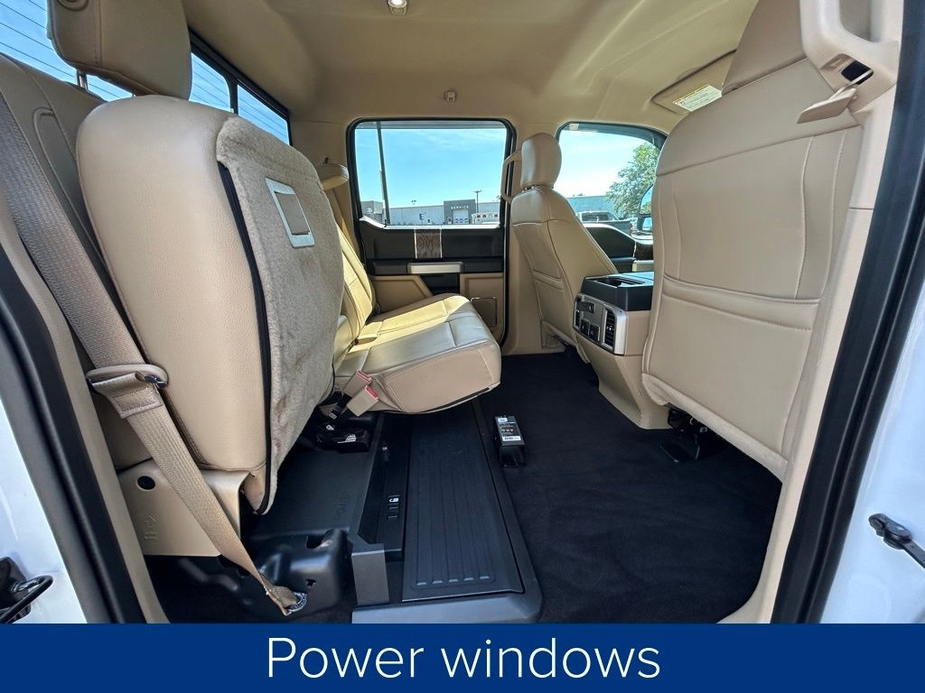 Ford F-250 SD King Ranch Crew Cab 4WD 2018 Ford F-250 SD King Ranch Crew Cab 4WD 2018