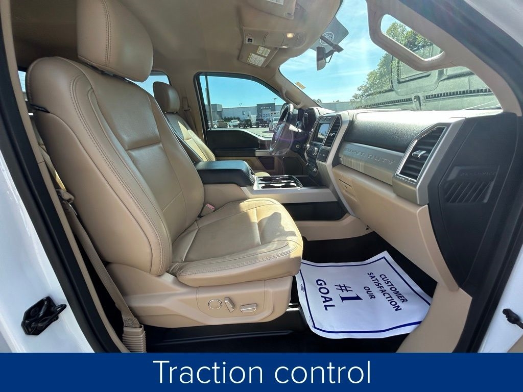 Ford F-250 SD King Ranch Crew Cab 4WD 2018 Ford F-250 SD King Ranch Crew Cab 4WD 2018