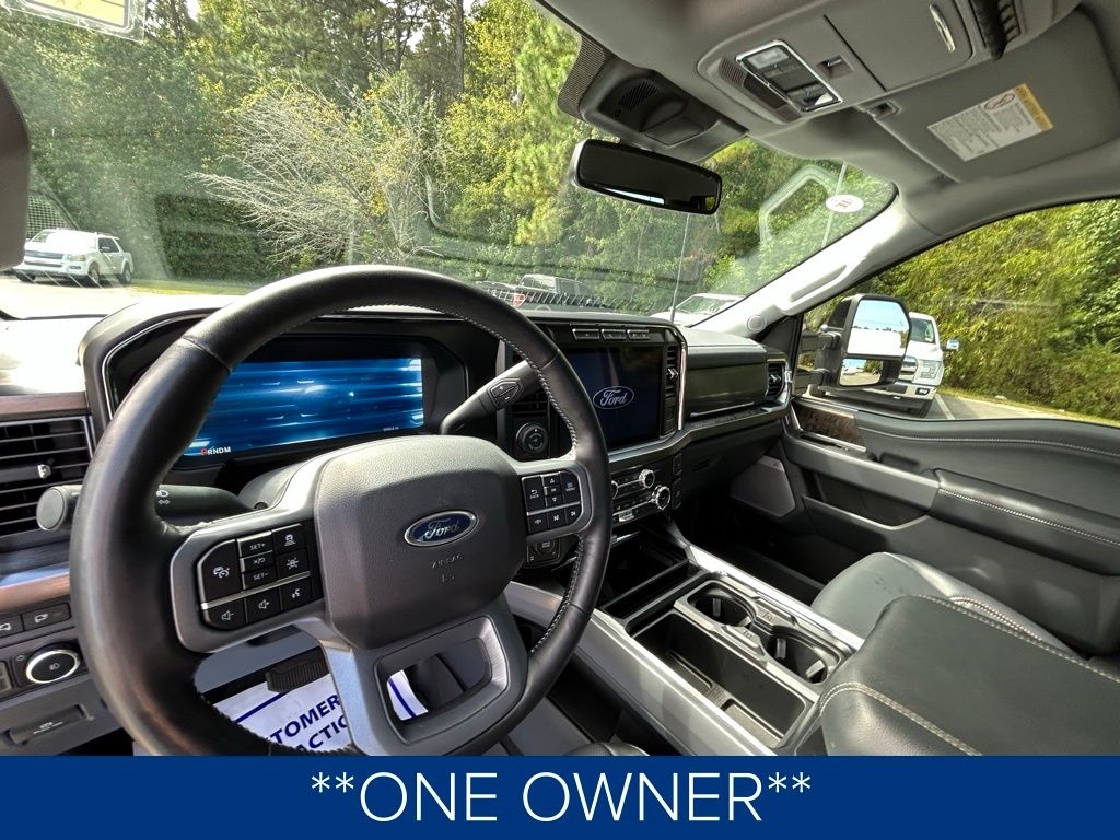 Ford F-250 SD XL Crew Cab 4WD 2024 Ford F-250 SD XL Crew Cab 4WD 2024