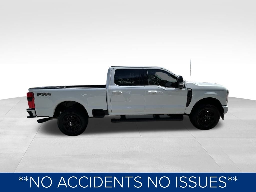 Ford F-250 SD XL Crew Cab 4WD 2024 Ford F-250 SD XL Crew Cab 4WD 2024