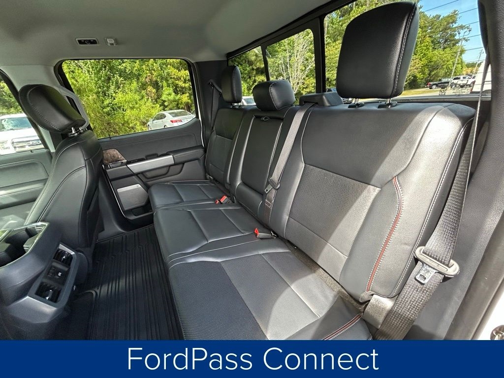 Ford F-250 SD XL Crew Cab 4WD 2024 Ford F-250 SD XL Crew Cab 4WD 2024