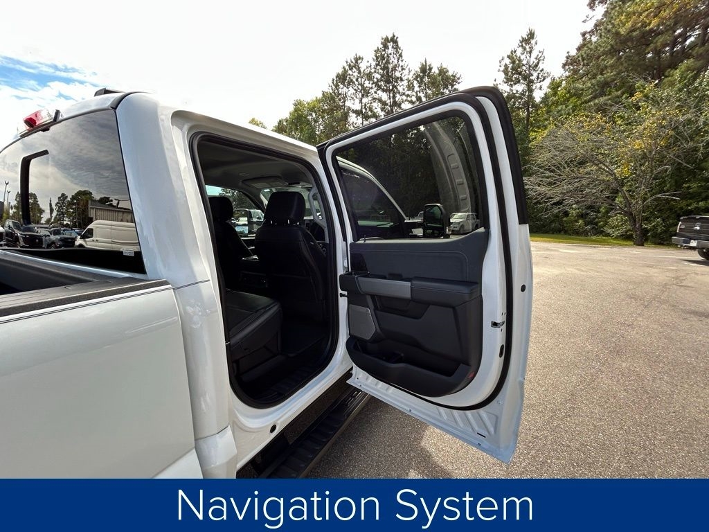 Ford F-250 SD XL Crew Cab 4WD 2024 Ford F-250 SD XL Crew Cab 4WD 2024
