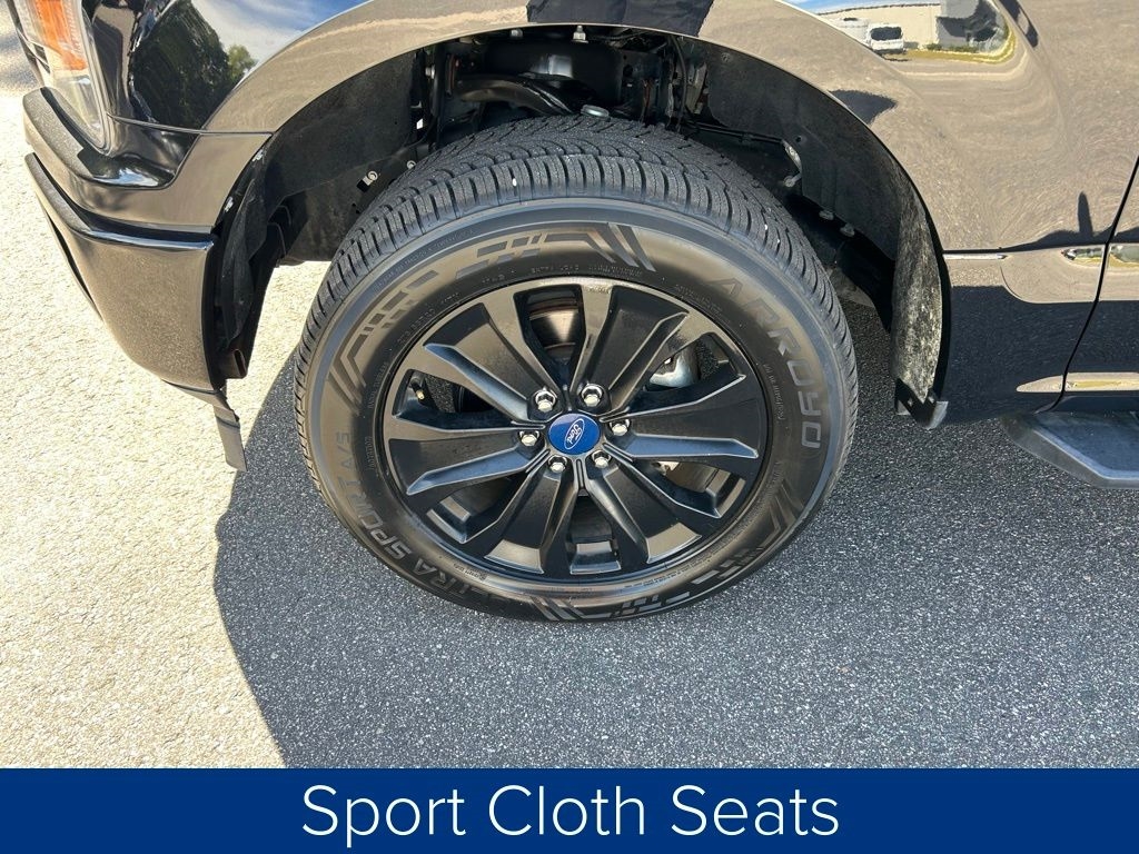 Ford F-150 XLT SuperCrew 6.5-ft. Bed 4WD 2020 Ford F-150 XLT SuperCrew 6.5-ft. Bed 4WD 2020