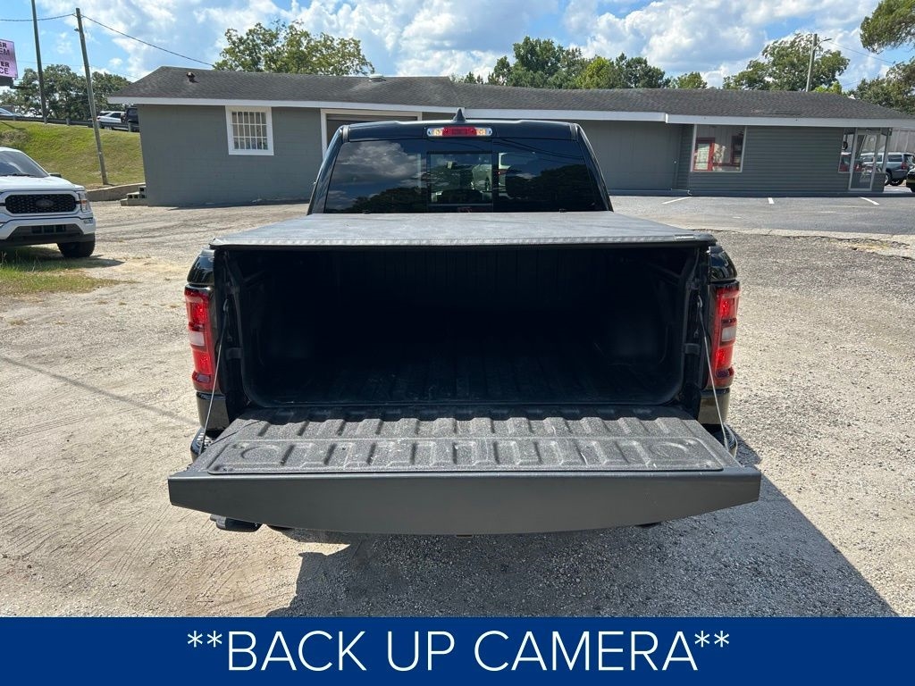 RAM 1500 Big Horn Crew Cab SWB 4WD 2025 RAM 1500 Big Horn Crew Cab SWB 4WD 2025