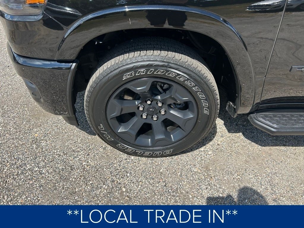 RAM 1500 Big Horn Crew Cab SWB 4WD 2025 RAM 1500 Big Horn Crew Cab SWB 4WD 2025