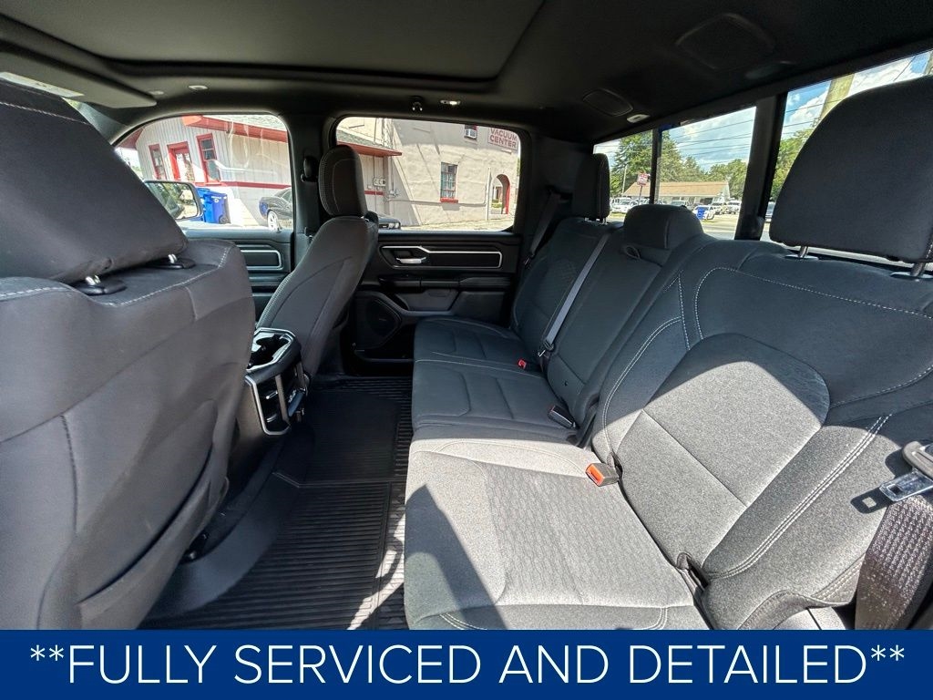 RAM 1500 Big Horn Crew Cab SWB 4WD 2025 RAM 1500 Big Horn Crew Cab SWB 4WD 2025