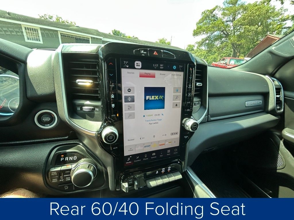 RAM 1500 Big Horn Crew Cab SWB 4WD 2025 RAM 1500 Big Horn Crew Cab SWB 4WD 2025