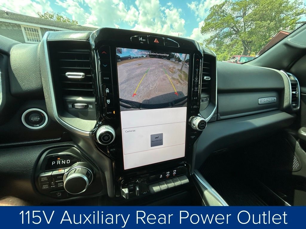 RAM 1500 Big Horn Crew Cab SWB 4WD 2025 RAM 1500 Big Horn Crew Cab SWB 4WD 2025