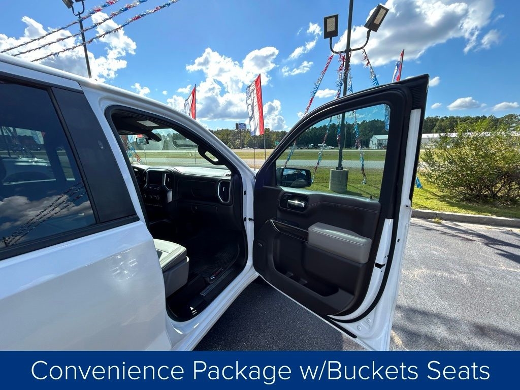 Chevrolet Silverado 1500 RST Crew Cab 4WD 2021 Chevrolet Silverado 1500 RST Crew Cab 4WD 2021