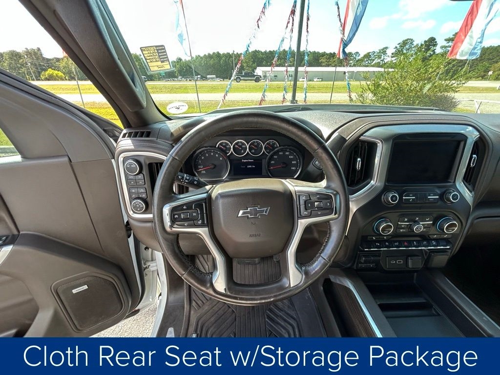 Chevrolet Silverado 1500 RST Crew Cab 4WD 2021 Chevrolet Silverado 1500 RST Crew Cab 4WD 2021