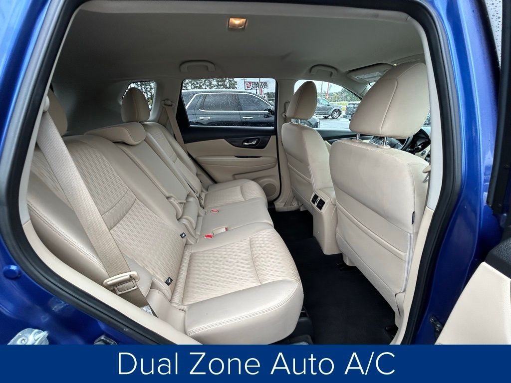 Nissan Rogue S 2WD 2017 Nissan Rogue S 2WD 2017