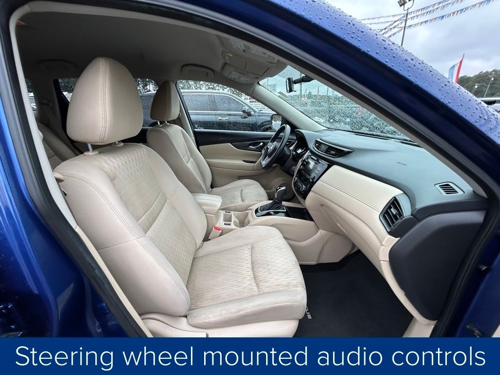 Nissan Rogue S 2WD 2017 Nissan Rogue S 2WD 2017