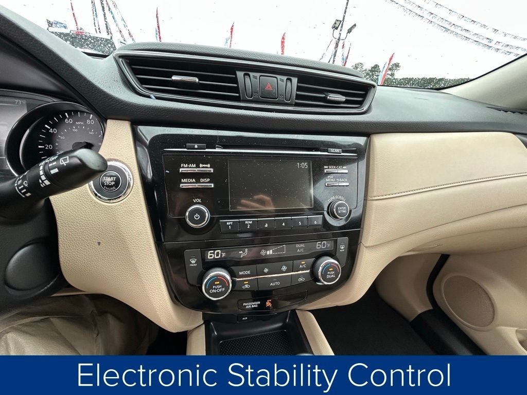 Nissan Rogue S 2WD 2017 Nissan Rogue S 2WD 2017