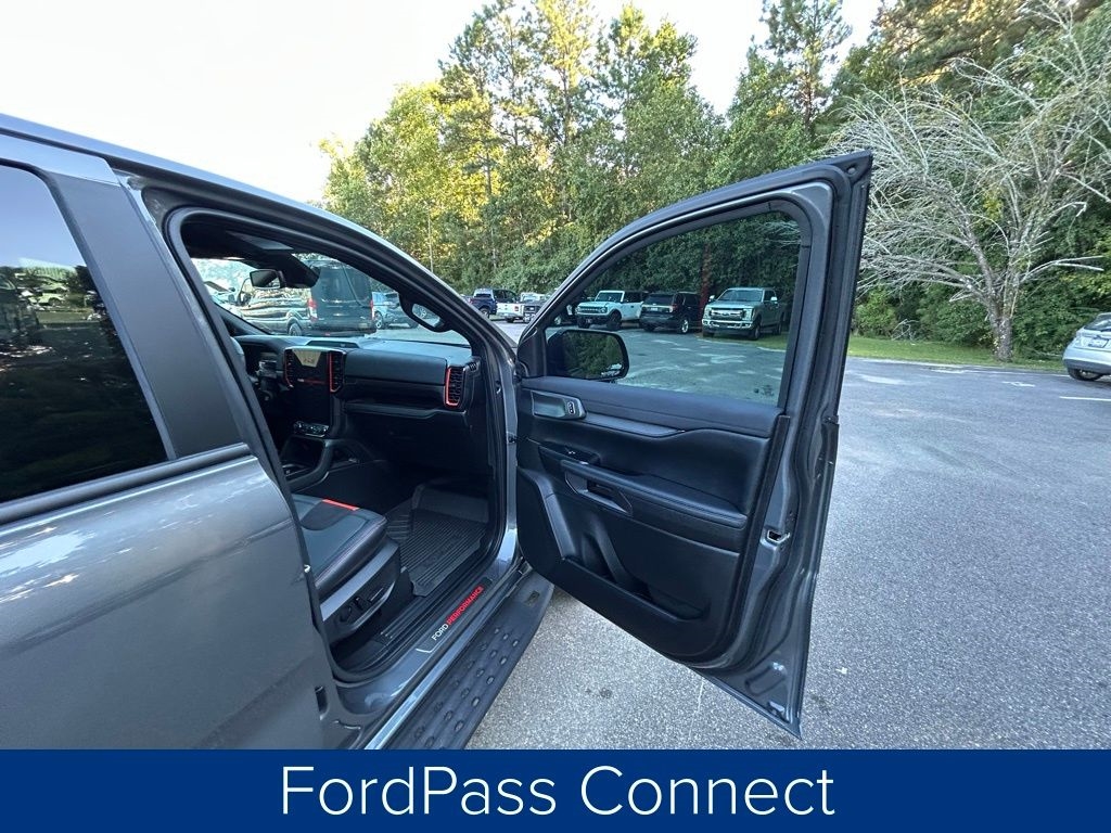 Ford Ranger Raptor SuperCrew 4WD 2025 Ford Ranger Raptor SuperCrew 4WD 2025