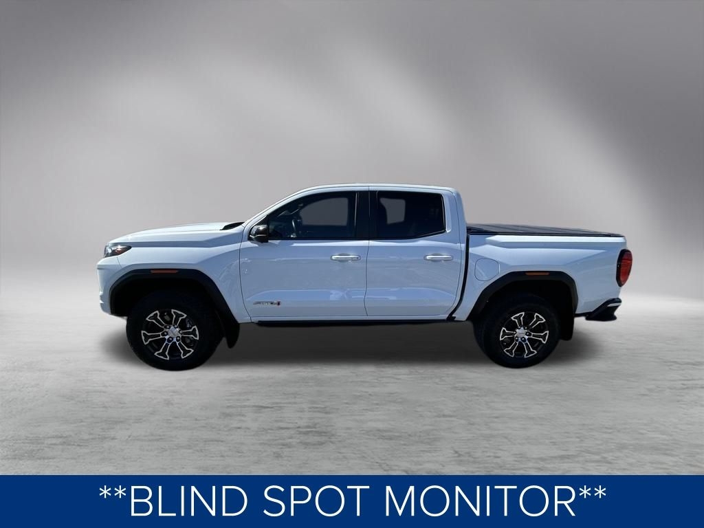 GMC Canyon AT4 Crew Cab 4WD 2024