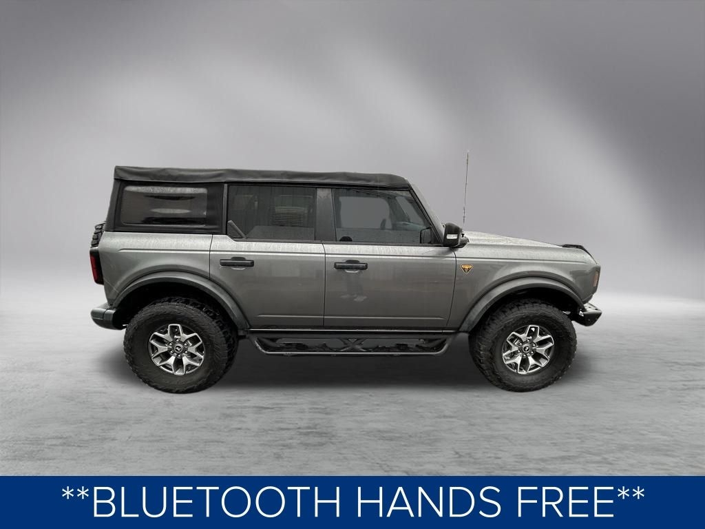 Ford Bronco Base 4-Door w/Advanced 2022