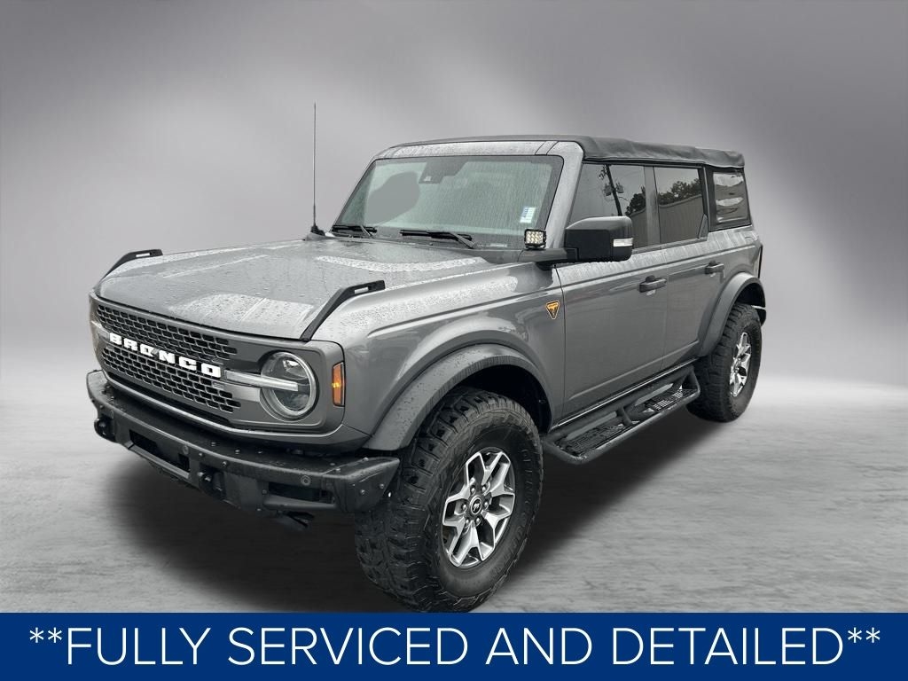 Ford Bronco Base 4-Door w/Advanced 2022