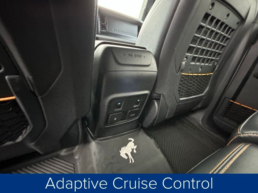 Ford Bronco Base 4-Door w/Advanced 2022