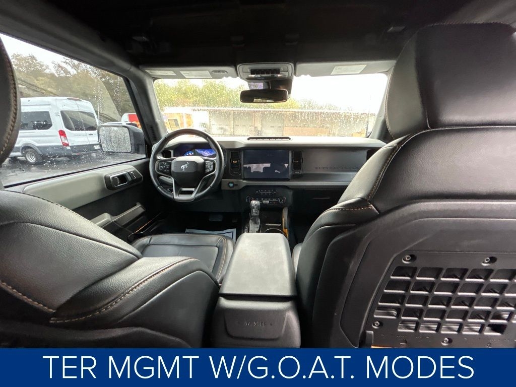 Ford Bronco Base 4-Door w/Advanced 2022