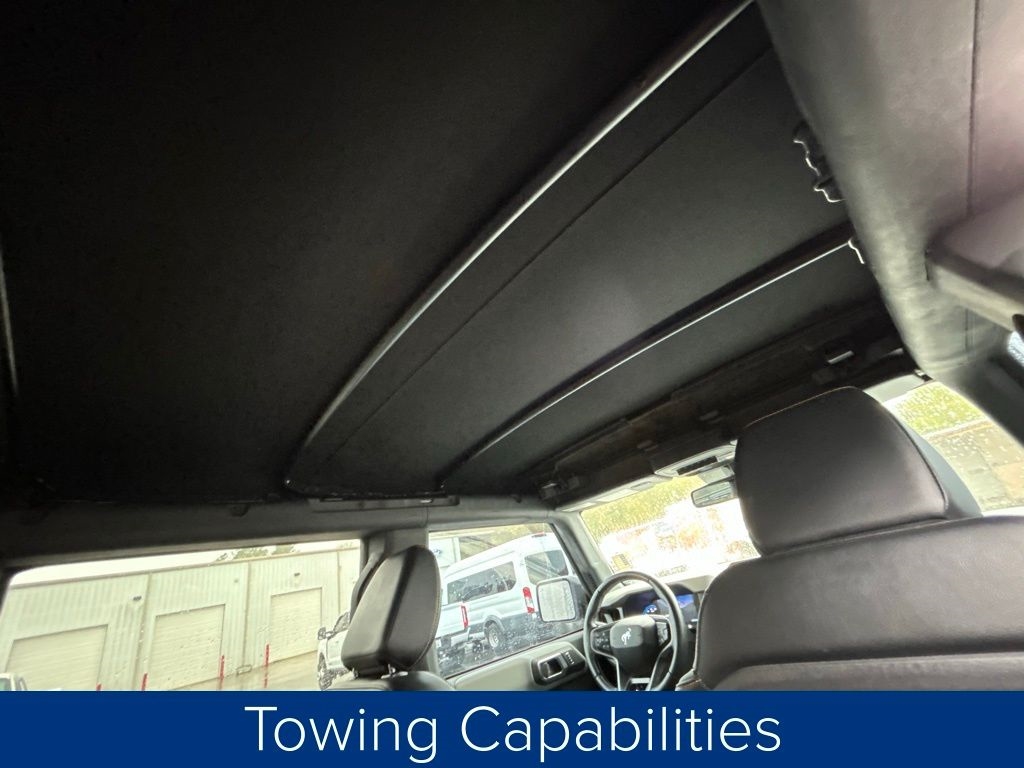 Ford Bronco Base 4-Door w/Advanced 2022