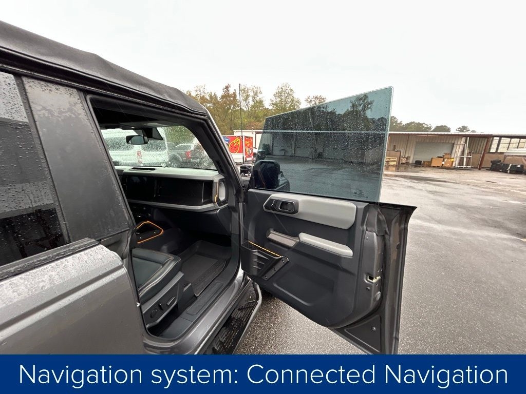 Ford Bronco Base 4-Door w/Advanced 2022