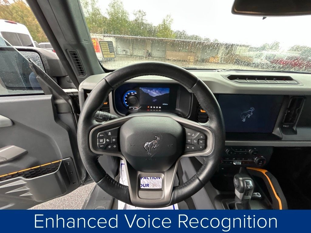 Ford Bronco Base 4-Door w/Advanced 2022