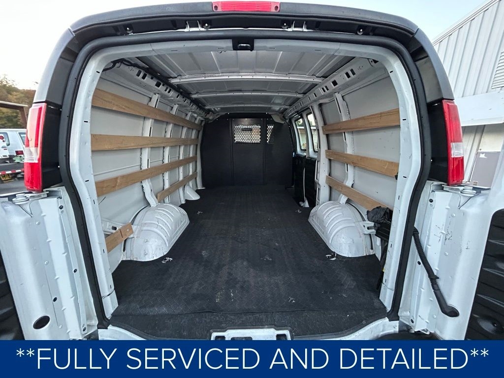 GMC Savana G2500 Cargo 2023