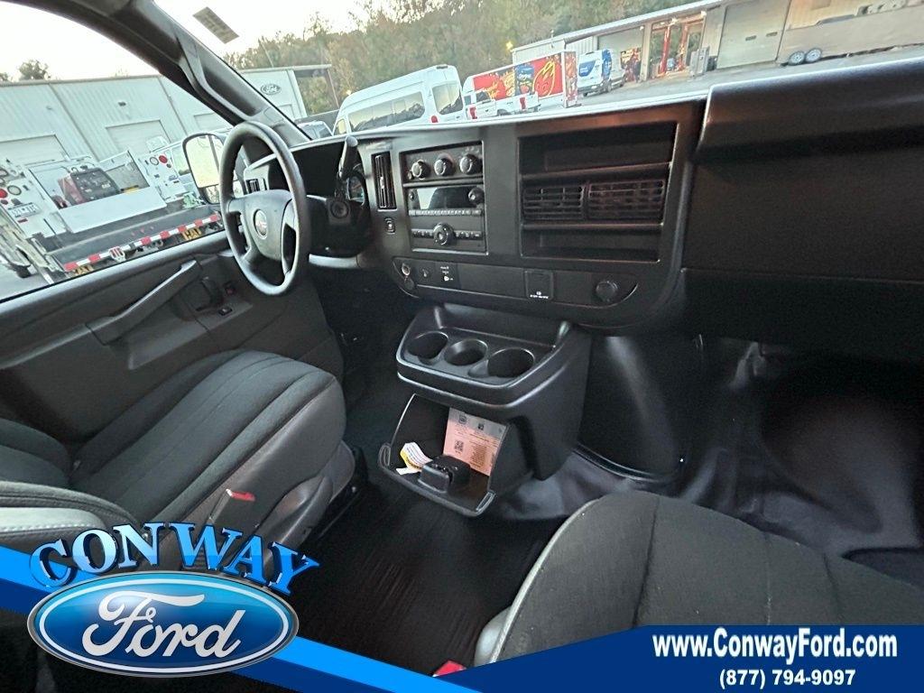 GMC Savana G2500 Cargo 2023