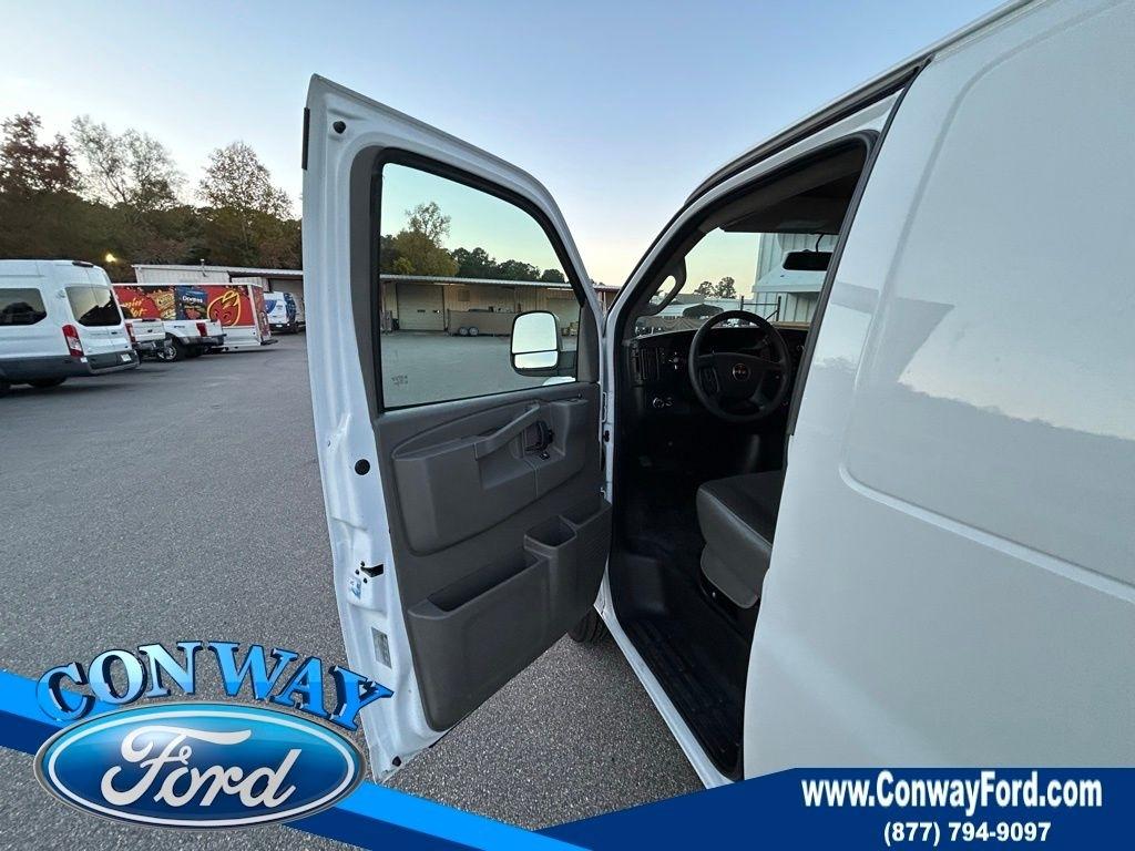 GMC Savana G2500 Cargo 2023