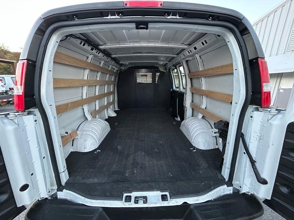 GMC Savana G2500 Cargo 2023