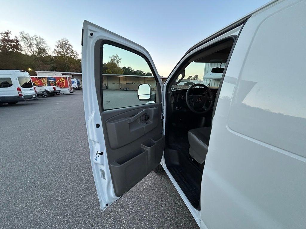 GMC Savana G2500 Cargo 2023