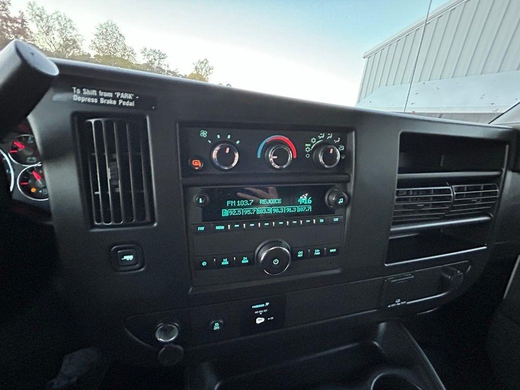 GMC Savana G2500 Cargo 2023