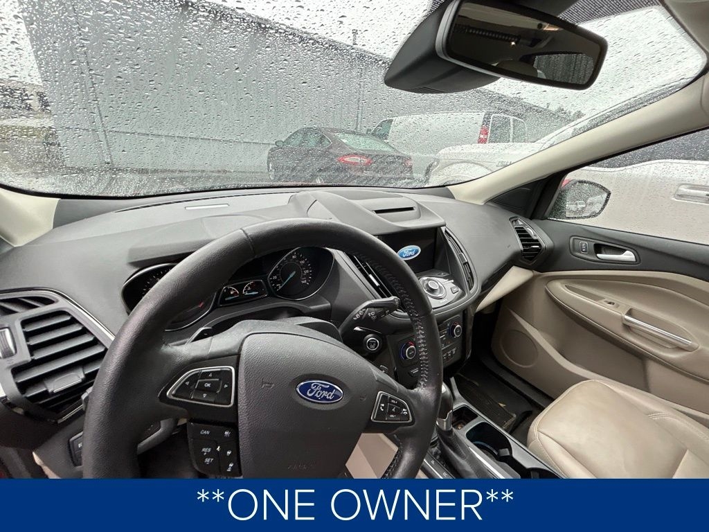 Ford Escape Titanium FWD 2018 Ford Escape Titanium FWD 2018