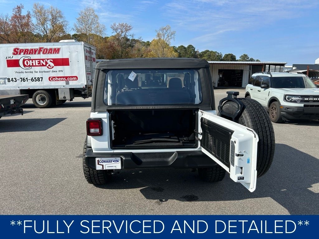 Jeep Wrangler Sport 2021