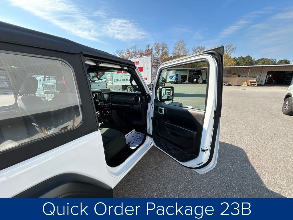 Jeep Wrangler Sport 2021