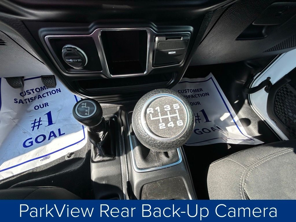 Jeep Wrangler Sport 2021