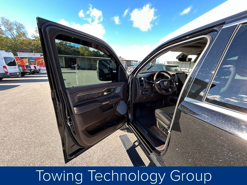 RAM 1500 Limited Crew Cab LWB 4WD 2025