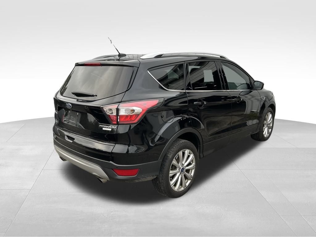 Ford Escape Titanium FWD 2017 Ford Escape Titanium FWD 2017