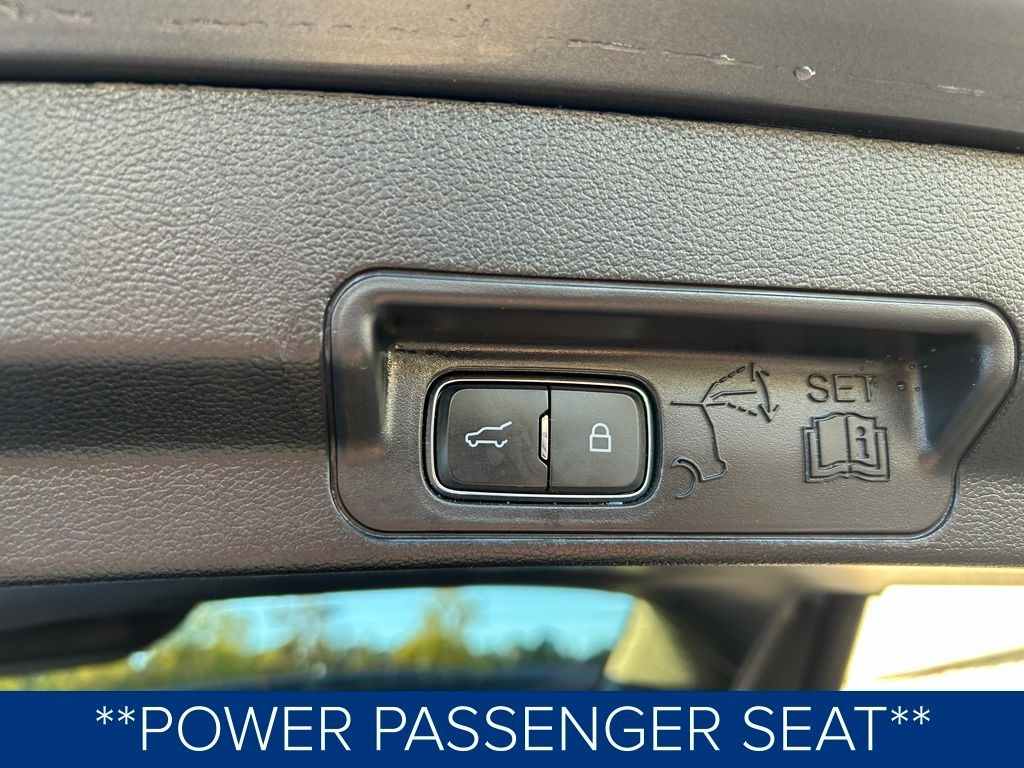 Ford Explorer XLT 2022