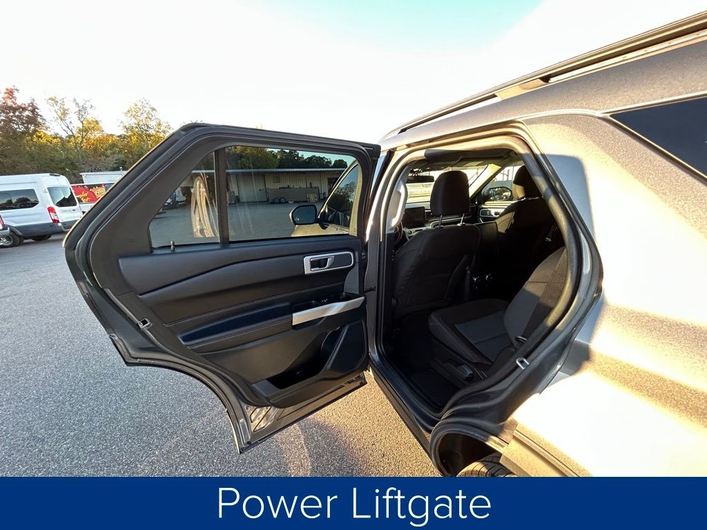 Ford Explorer XLT 2022