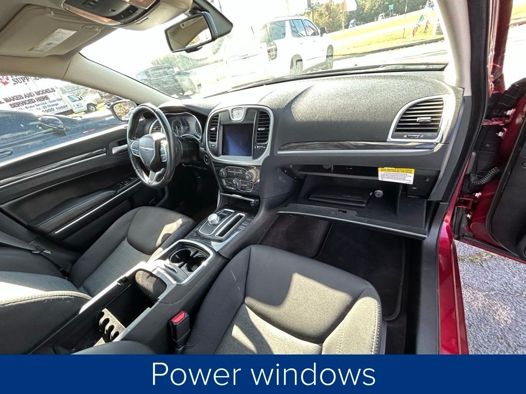 Chrysler 300 Touring AWD 2018