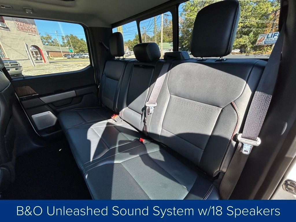 Ford F-150 Lariat SuperCrew 5.5-ft. Bed 4WD 2023