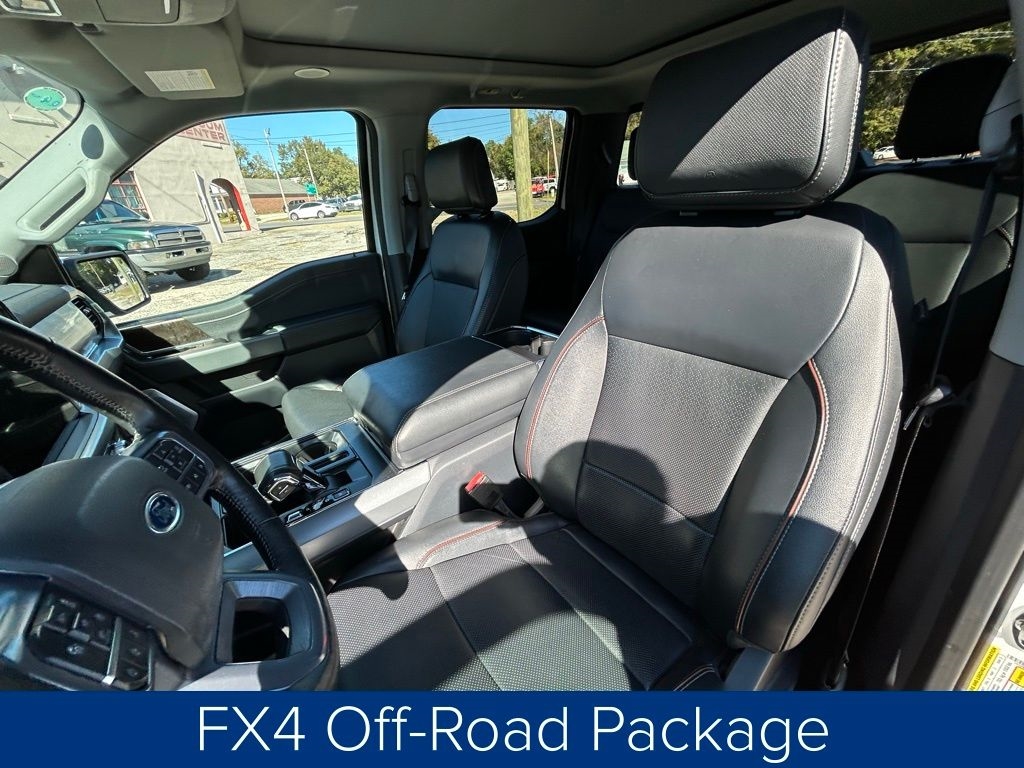 Ford F-150 Lariat SuperCrew 5.5-ft. Bed 4WD 2023