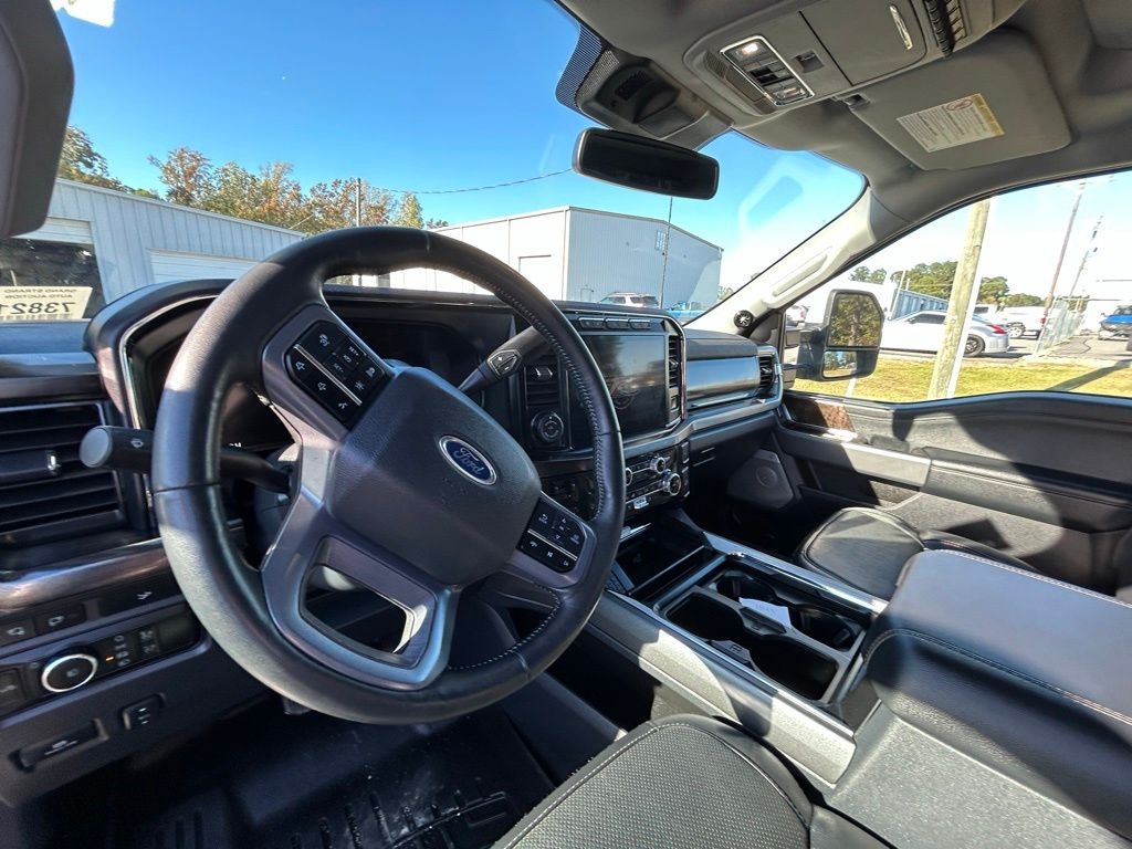 Ford F-350 SD King Ranch Crew Cab Long Bed DRW 4WD 2023 Ford F-350 SD King Ranch Crew Cab Long Bed DRW 4WD 2023