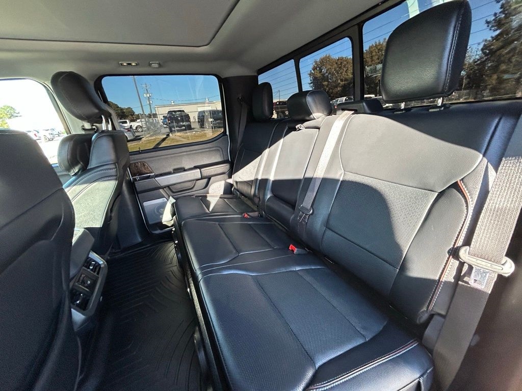 Ford F-350 SD King Ranch Crew Cab Long Bed DRW 4WD 2023 Ford F-350 SD King Ranch Crew Cab Long Bed DRW 4WD 2023